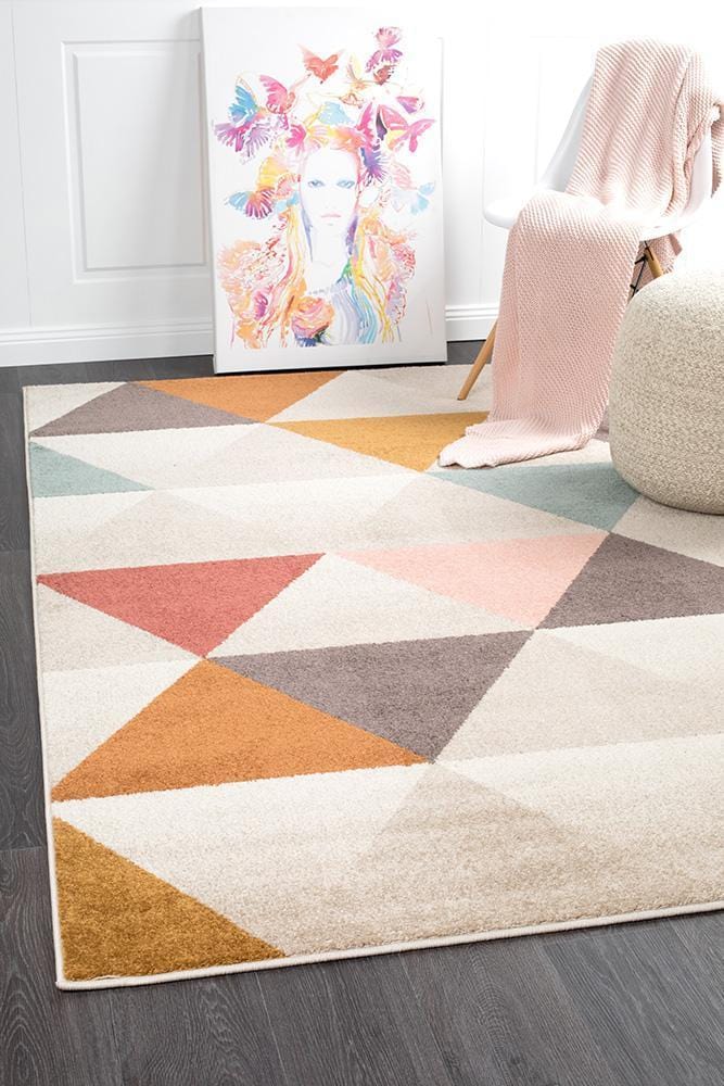 Dimensions in Triangle Blush Rug
