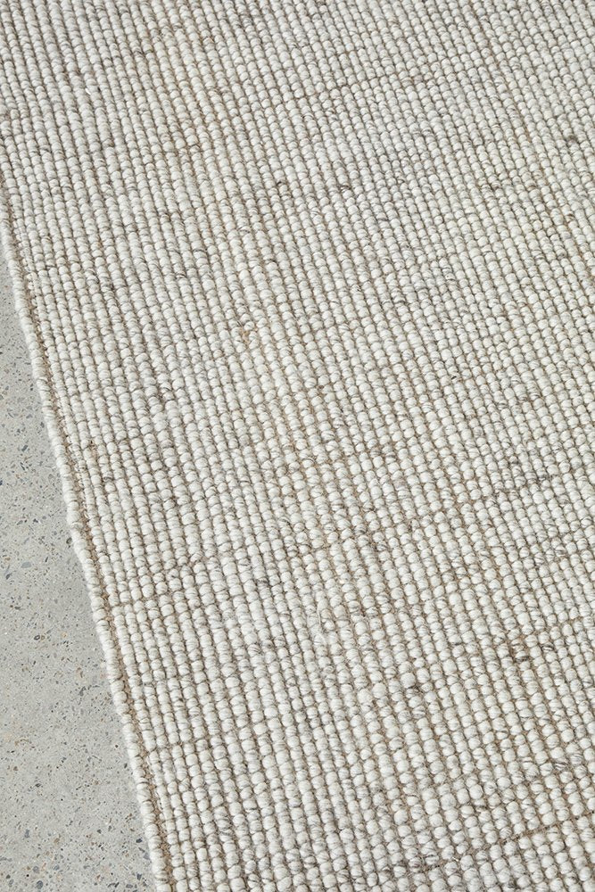Harlow Ariel Touch Of Elegance In Beige Rug