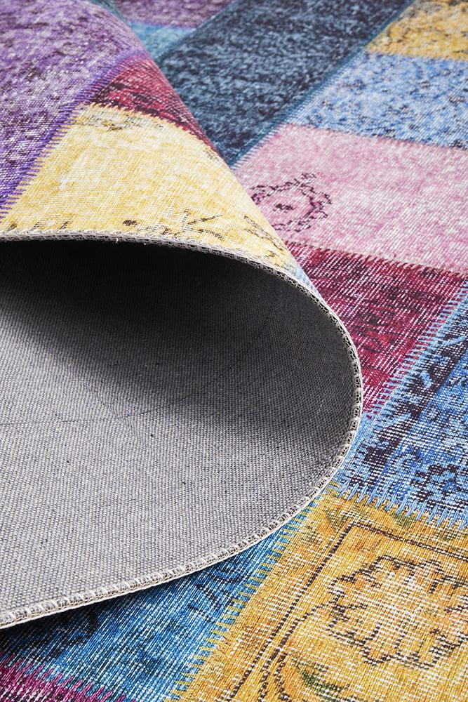 Illusions in Multi Rug