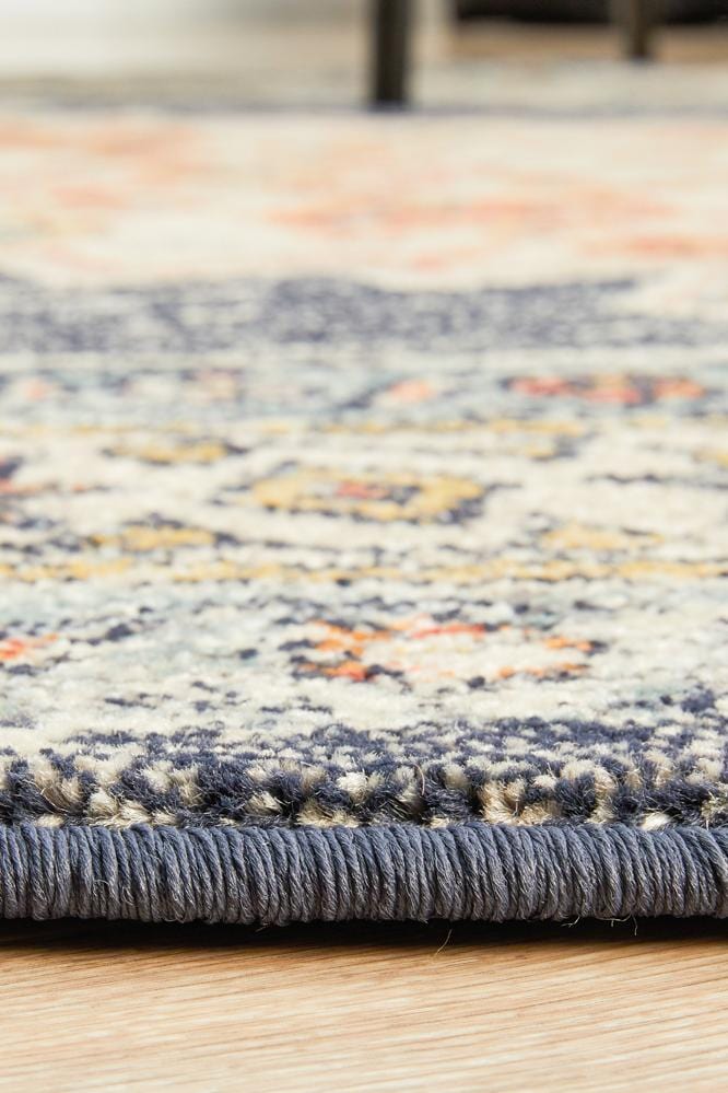 Round Legacy Rug In Ecru
