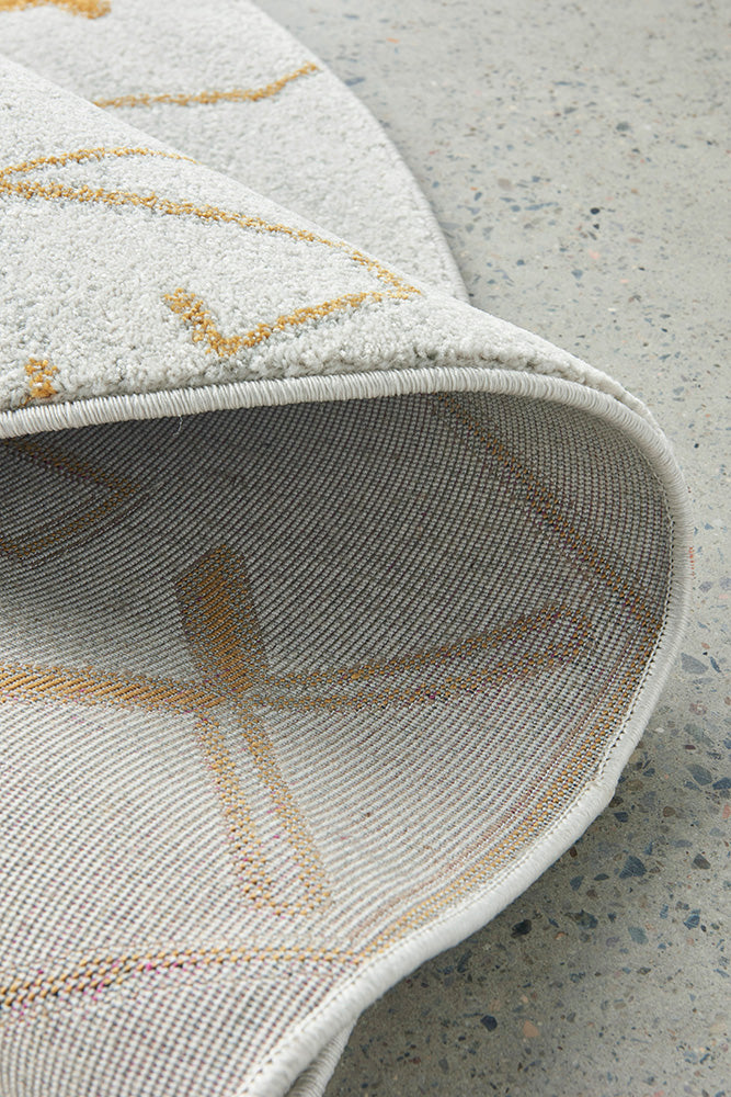 Paradise Cala Gold Round Rug - Elegant Touch for Any Space