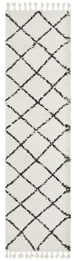 Saffron Runner Rug in White