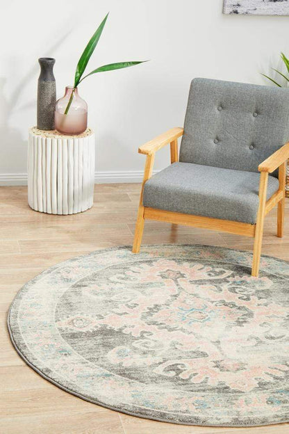 Avenue in Grey : Round Rug