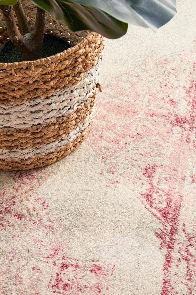 Avenue in Rose : Runner Rug