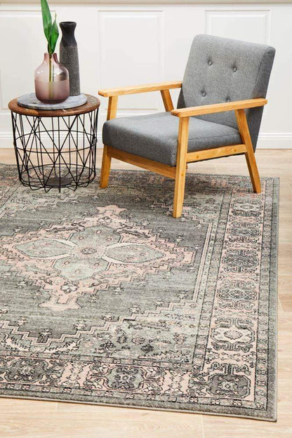 Avenue in Dark Grey Rug