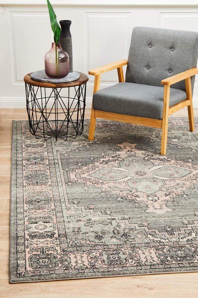 Avenue in Dark Grey Rug