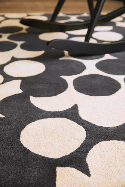 Orla Kiely Puzzle Flower Slate Rug