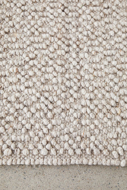 Boucle Elegant Touch Luxurious In Natural Rug