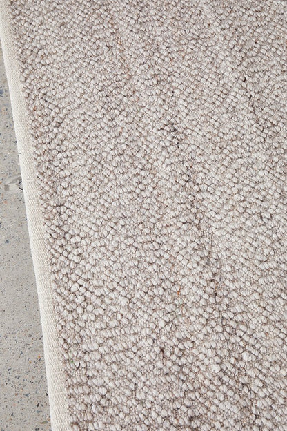 Boucle Elegant Touch Luxurious In Natural Rug