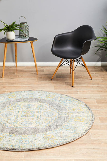 Century In Grey : Round Rug