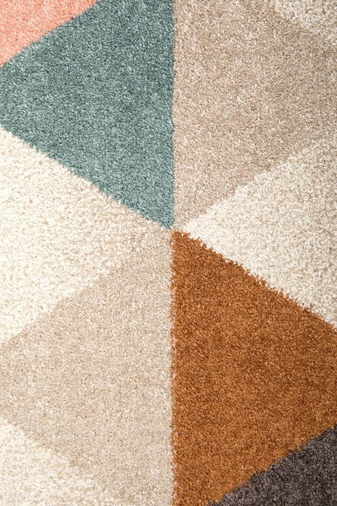 Dimensions in Triangle Blush : Runner Rug