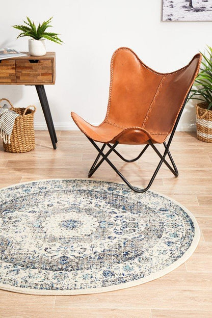 Evoke Parade Round Rug In White