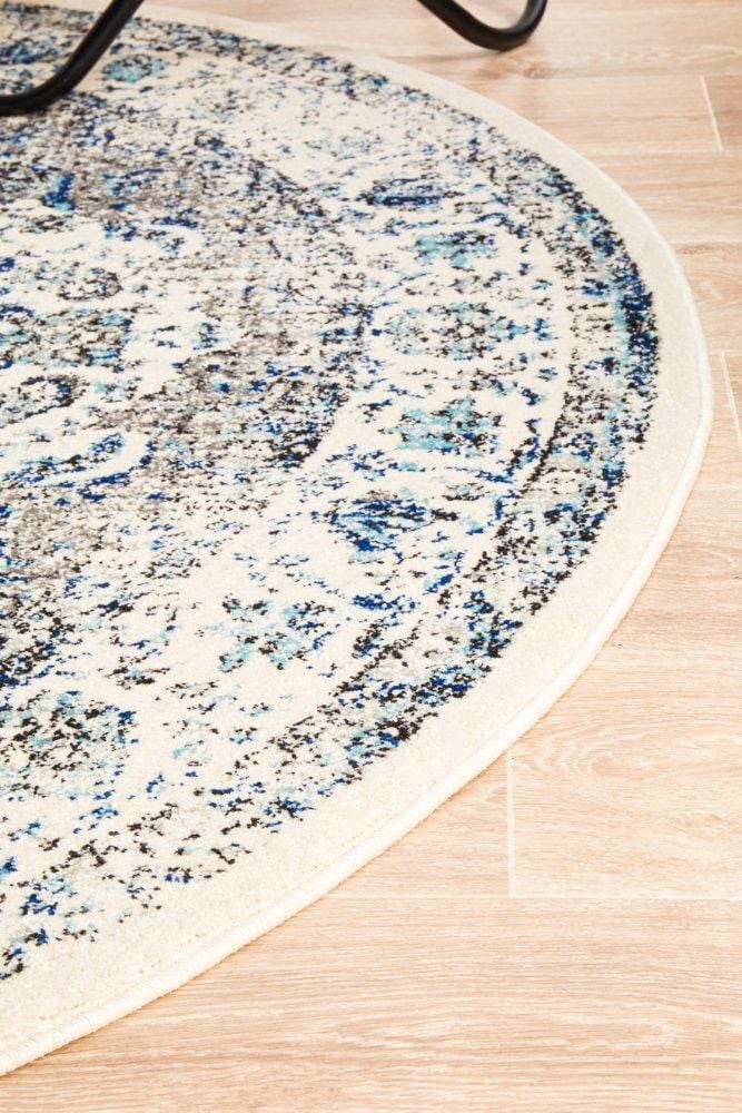 Evoke Parade Round Rug In White