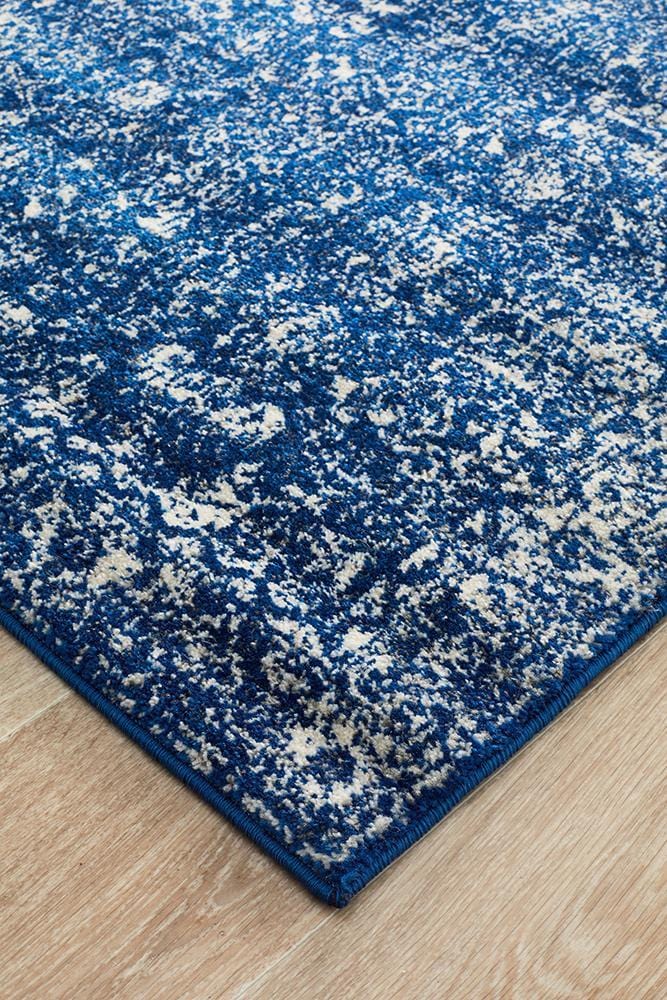 Evoke Runner Rug In Cloudy Navy