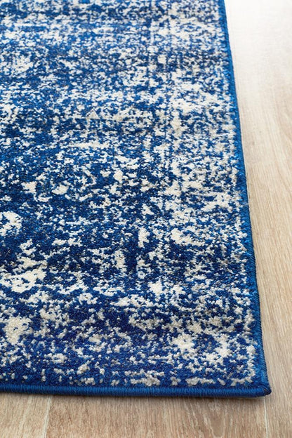 Evoke Runner Rug In Cloudy Navy