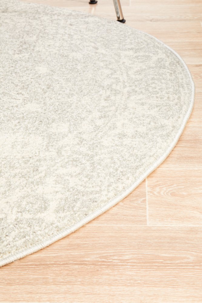 Evoke Round Rug In Silver