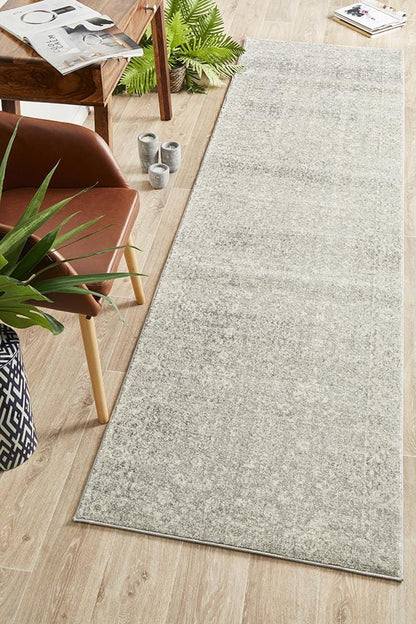 Evoke Runner Rug In Silver