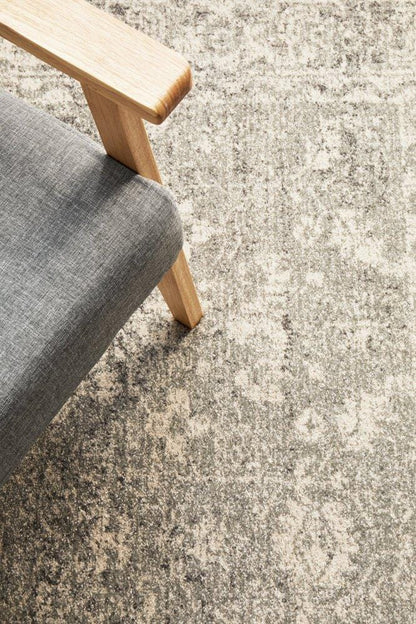 Evoke In Silver Rug