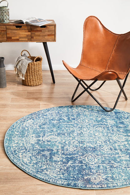 Evoke Round Rug In Misty Blue