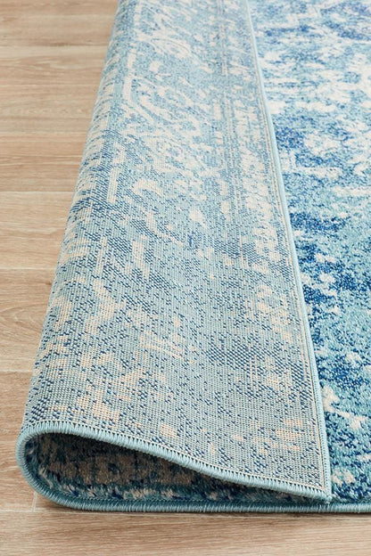 Evoke Rug In Misty Blue