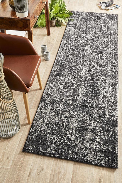 Evoke Medallion Runner Rug In Charcoal