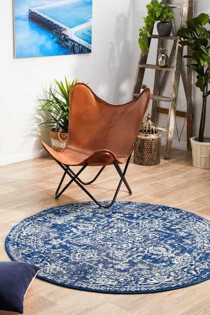 Evoke Medallion in Navy : Round Rug