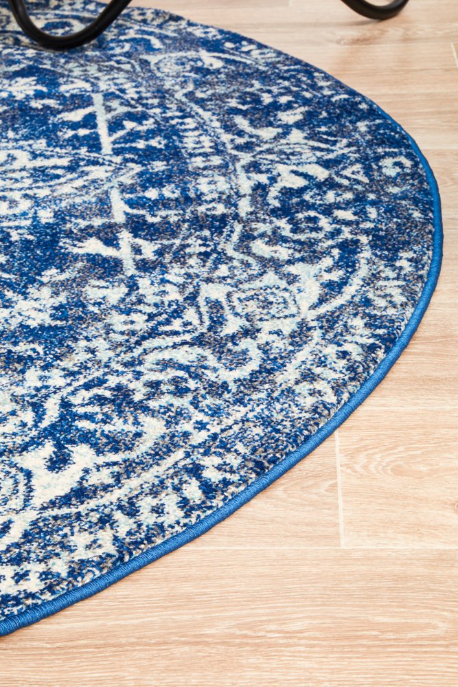 Evoke Medallion in Navy : Round Rug