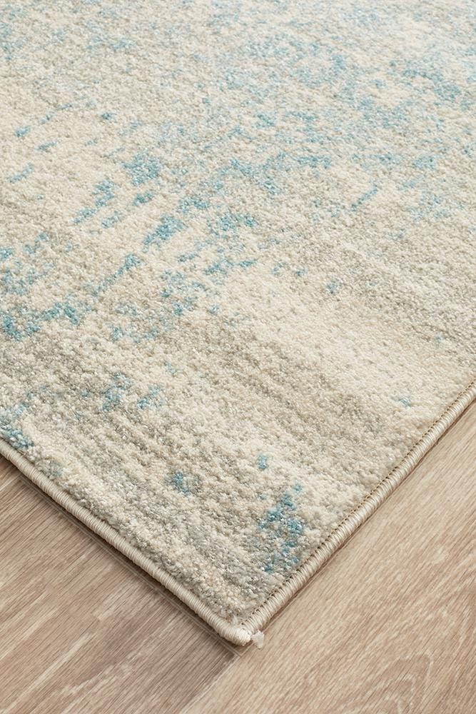 Evoke In White & Blue : Runner Rug