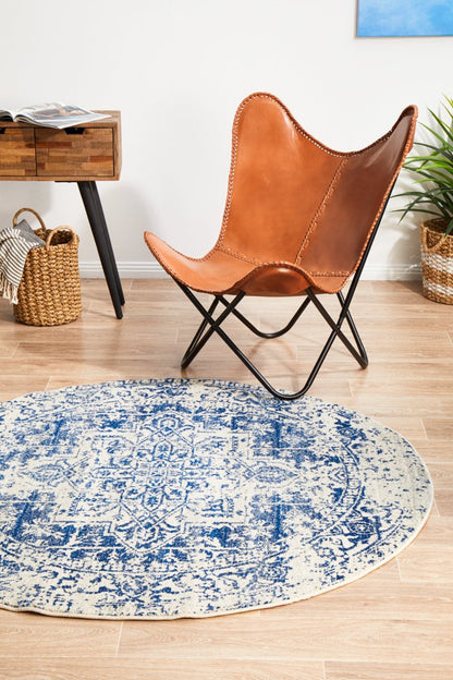 Evoke In White & Navy : Round Rug