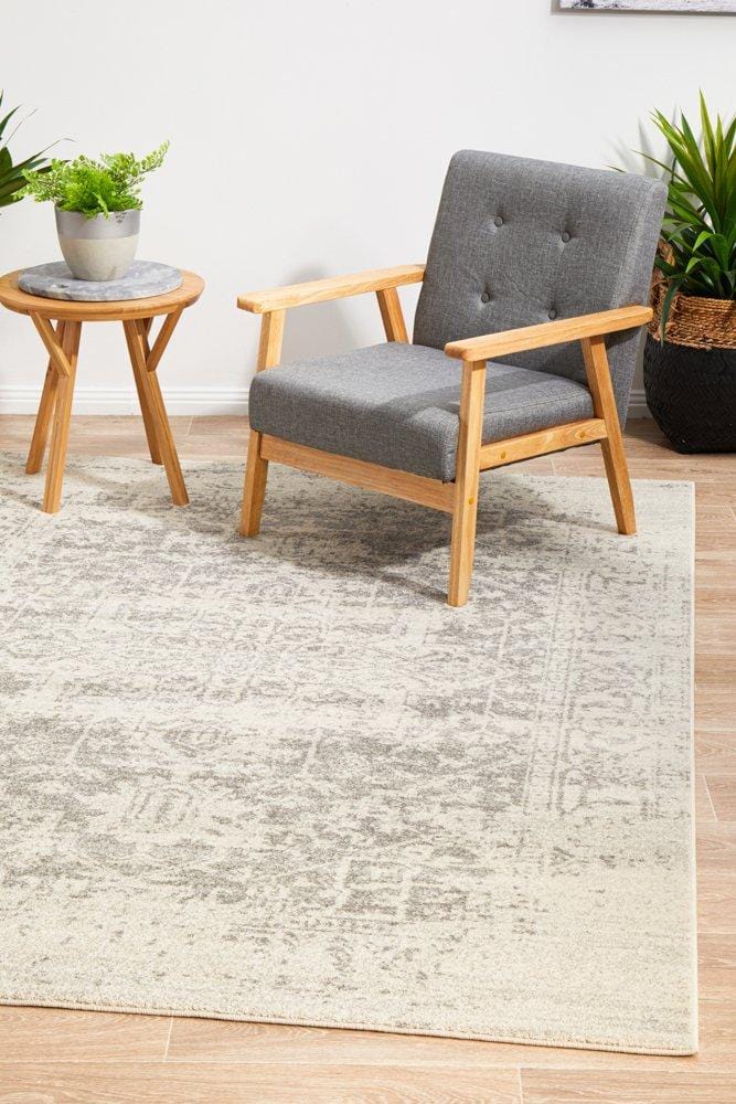 Evoke In White & Silver Rug