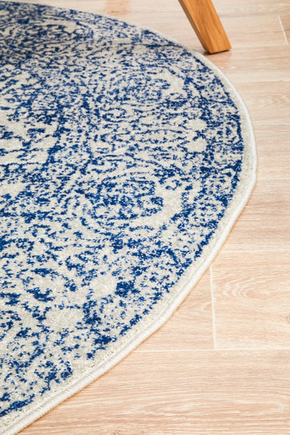 Evoke Nomad Round Rug In Blue