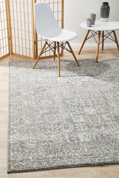 Evoke Nomad Rug In Grey