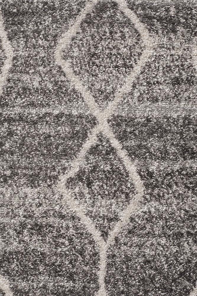 Evoke Cluster Rug In Silver