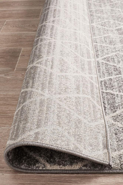 Evoke Cluster Rug In Silver