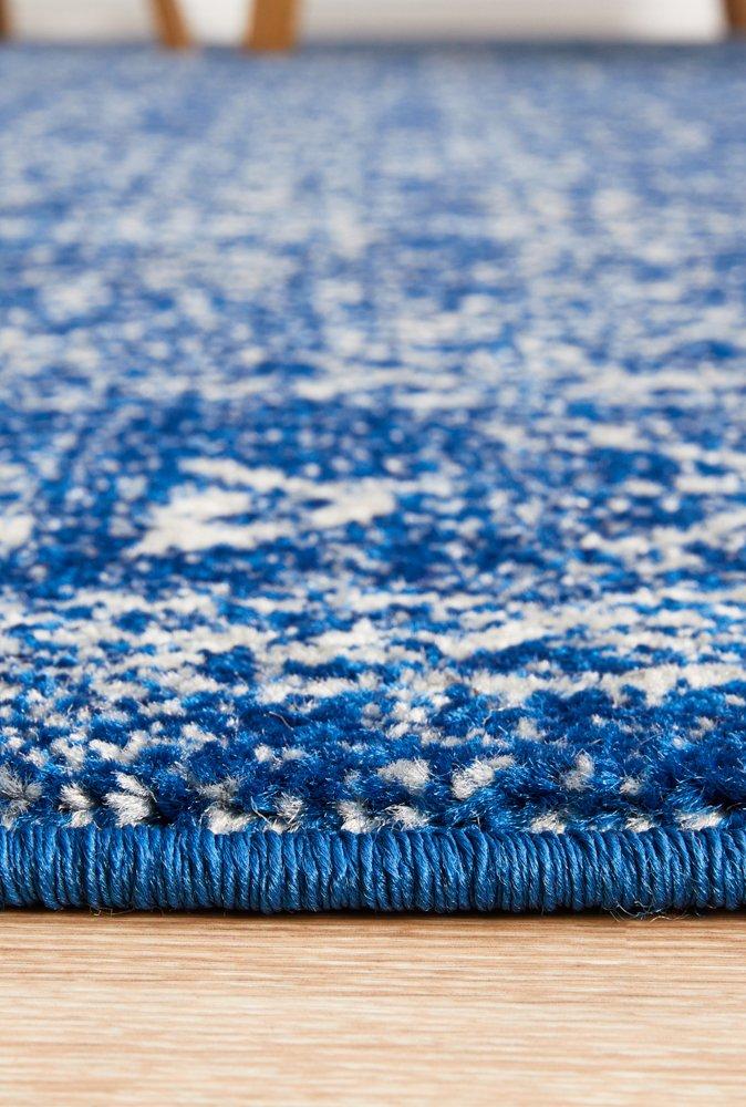 Evoke Cloud  Runner Rug In Navy