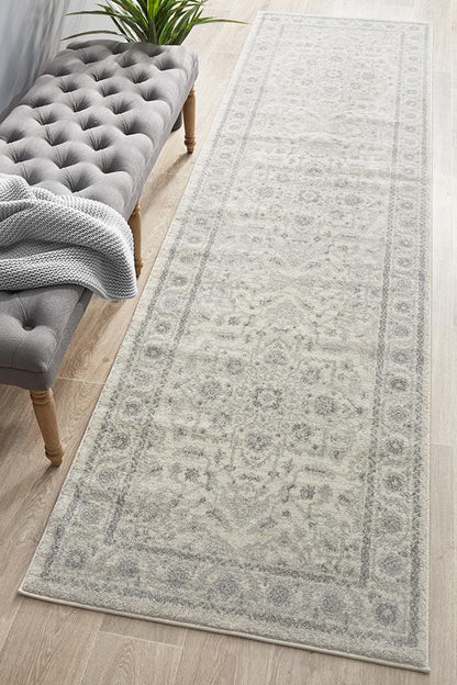 Evoke Star Runner Rug In Silver