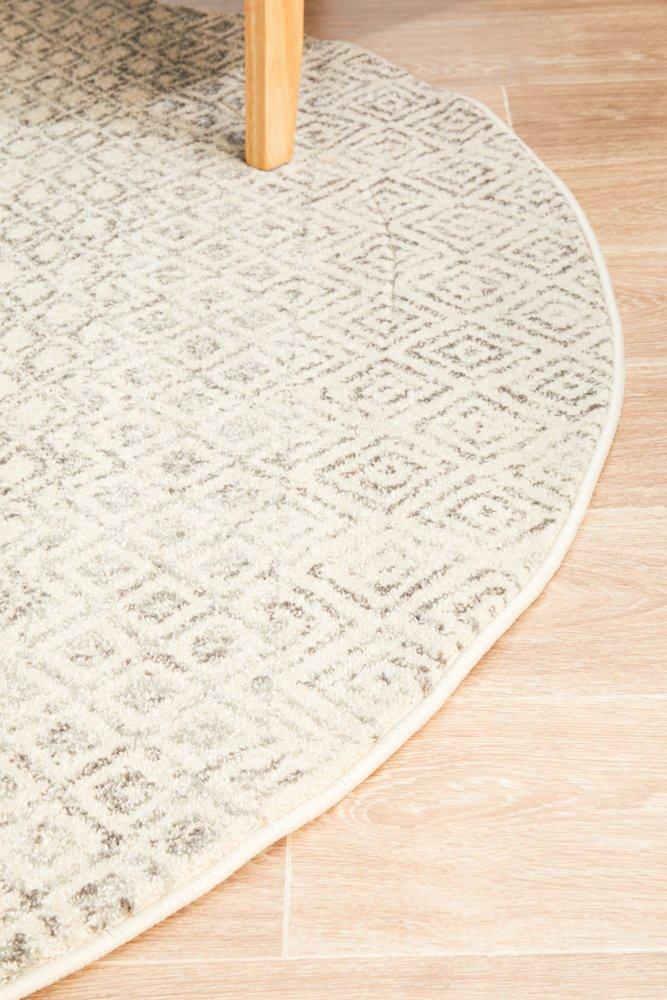 Evoke Imprint Round Rug In Grey