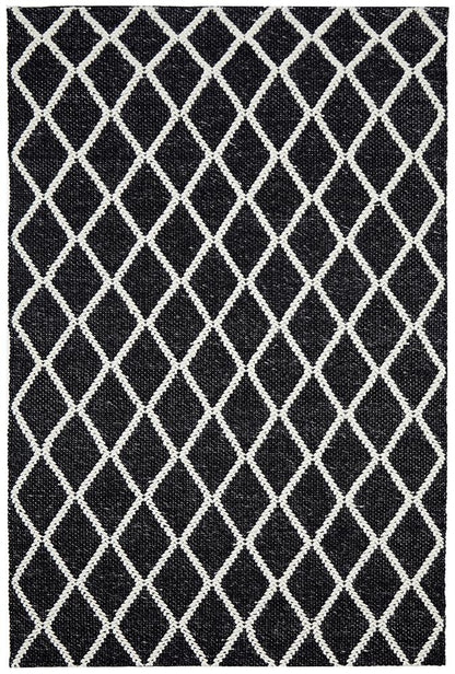 Huxley Rug In Black