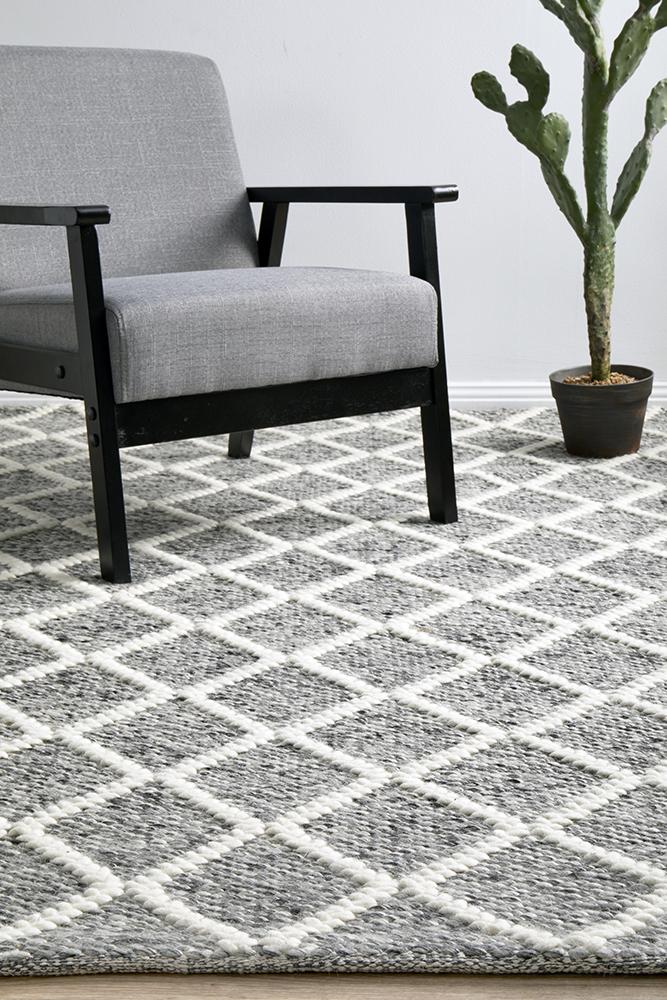 Huxley Rug In Grey