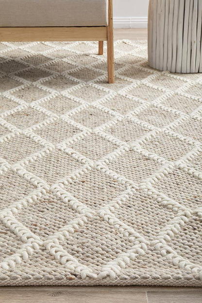 Huxley Diamond In Natural Rug