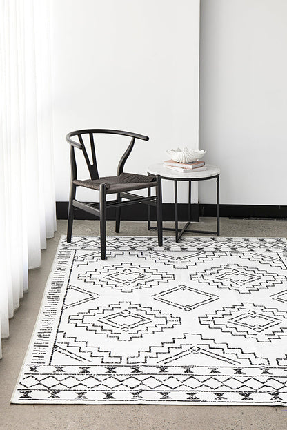 Kindred Leroy White Rug