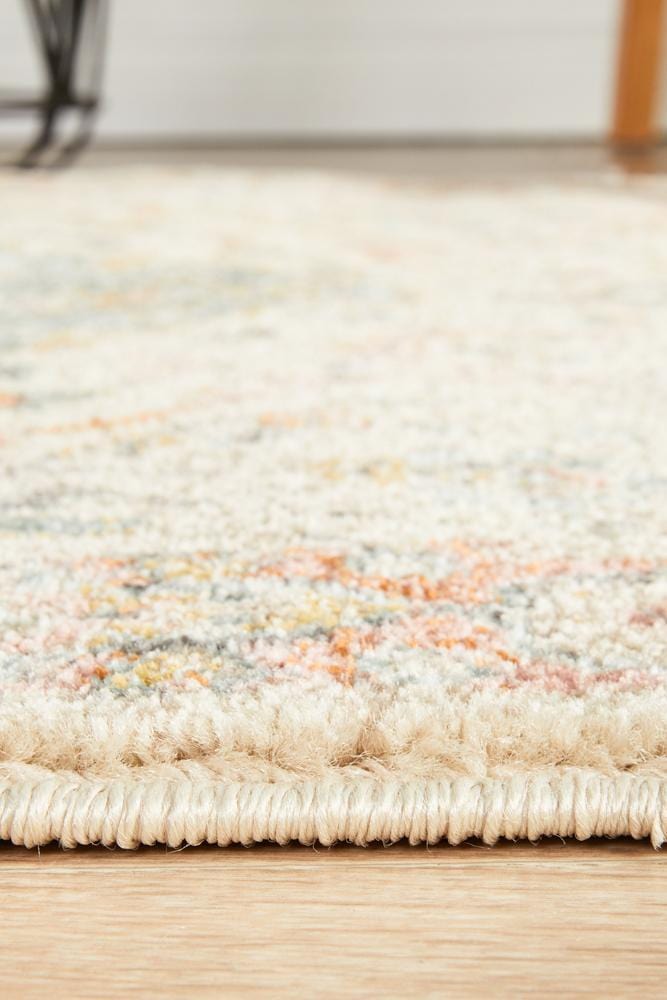 Legacy Runner Rug In Papyrus