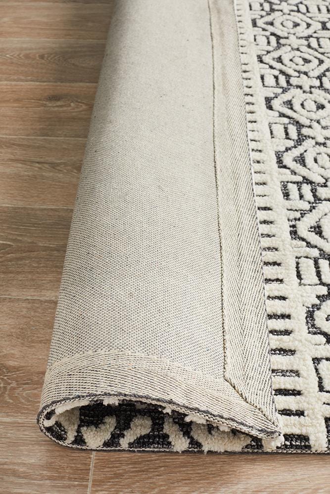 Levi Dark with Ivory - Far Fetch Rugs