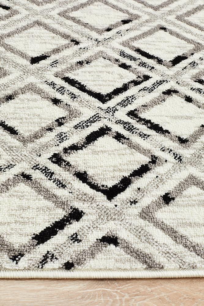 Metro Diamond White & Black Rug