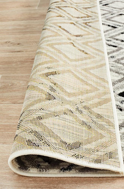 Metro Diamond White & Black Rug