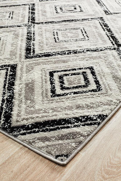 Metro Diamond in Black Rug