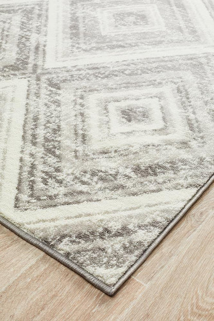 Metro Diamond Silver Rug