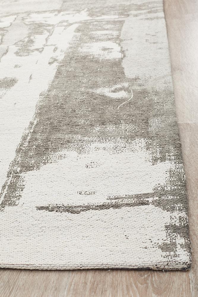 Silver And Earth Magnolia Runner Rug