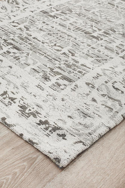 Magnolia Tribal Silver Runner Rug