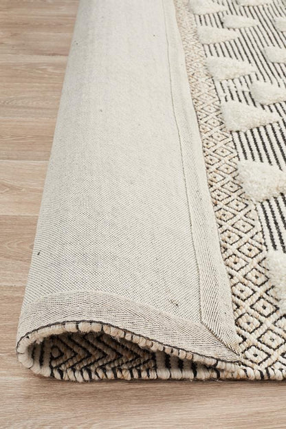 Miller Textured Ivory Rug